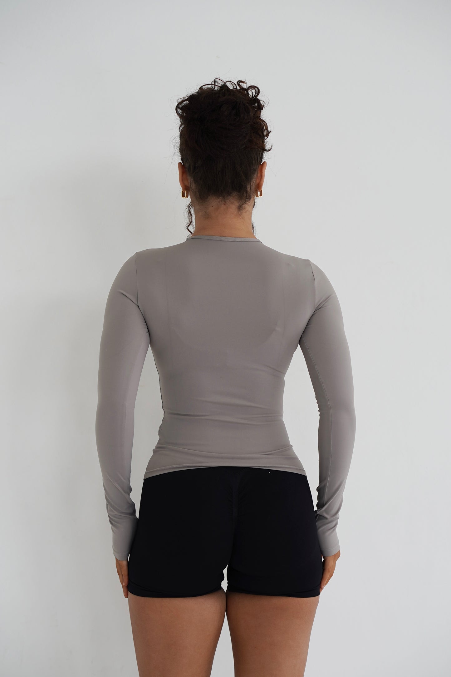 MOTION LONG SLEEVE- LIGHT GREY