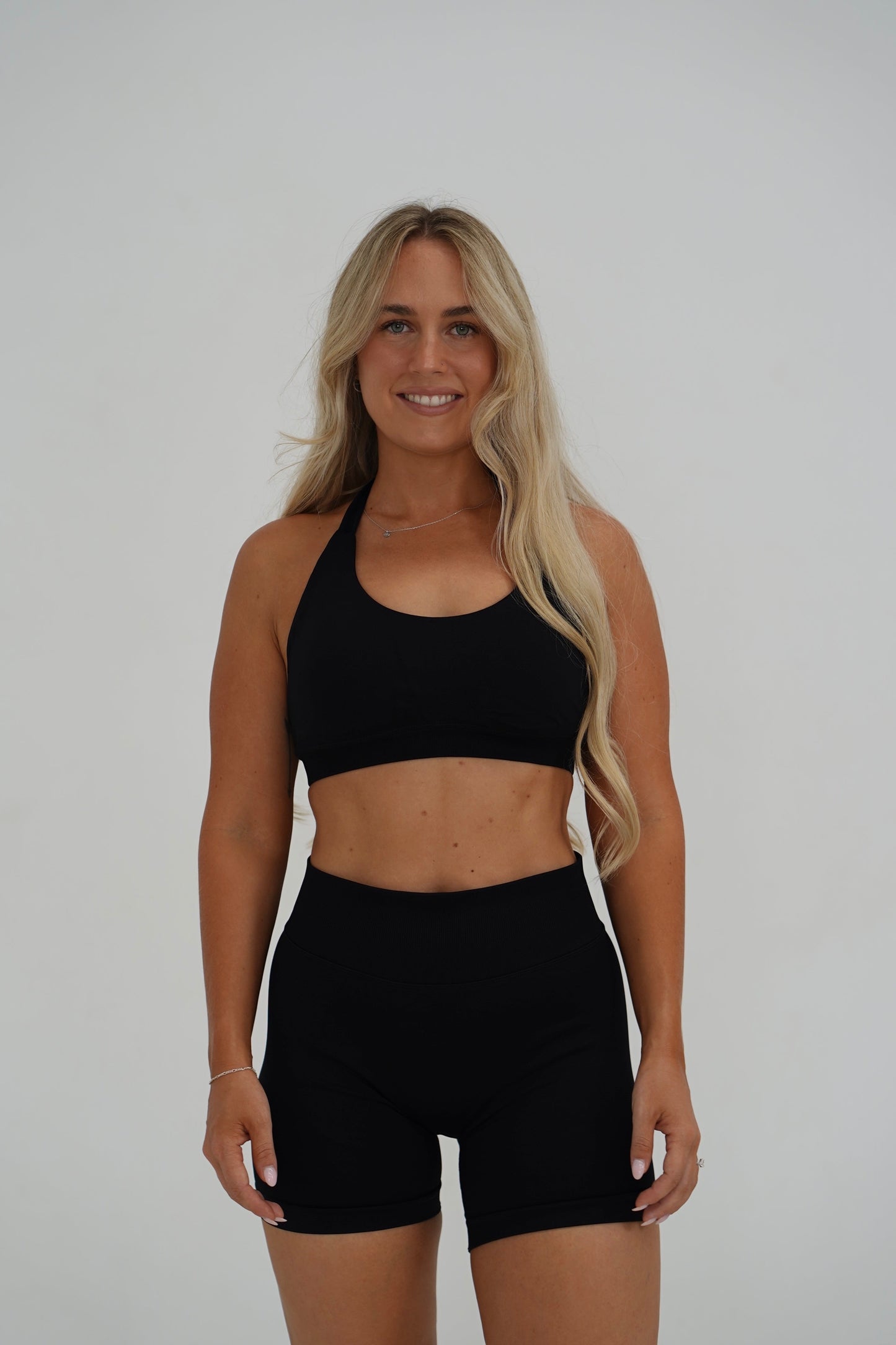 SCULPT SHORTS- BLACK