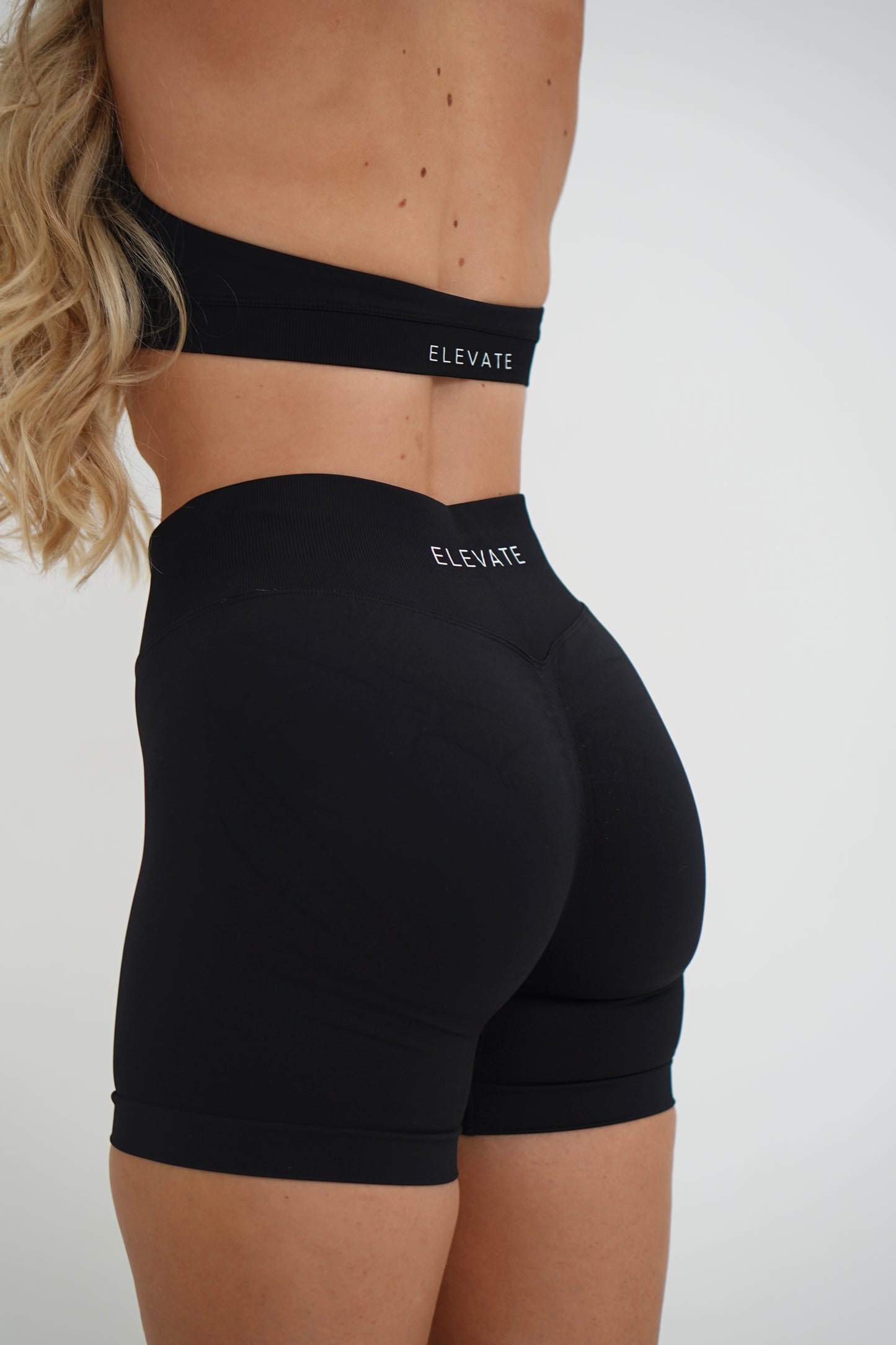 SCULPT SHORTS- BLACK