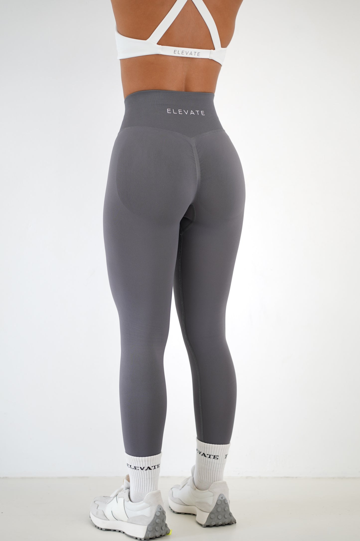 AMPLIFY SCRUNCH LEGGINGS- DARK GREY