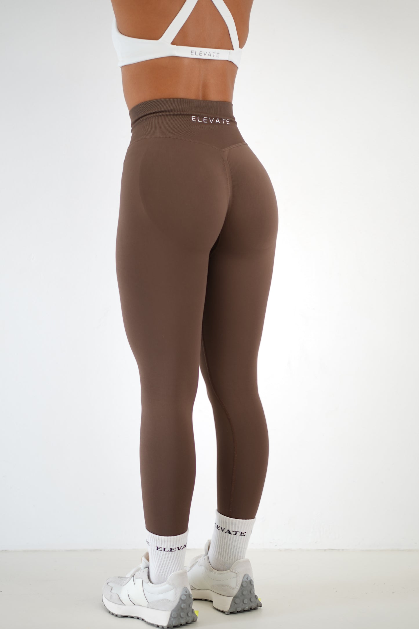 AMPLIFY SCRUNCH LEGGINGS- CHOCOLATE