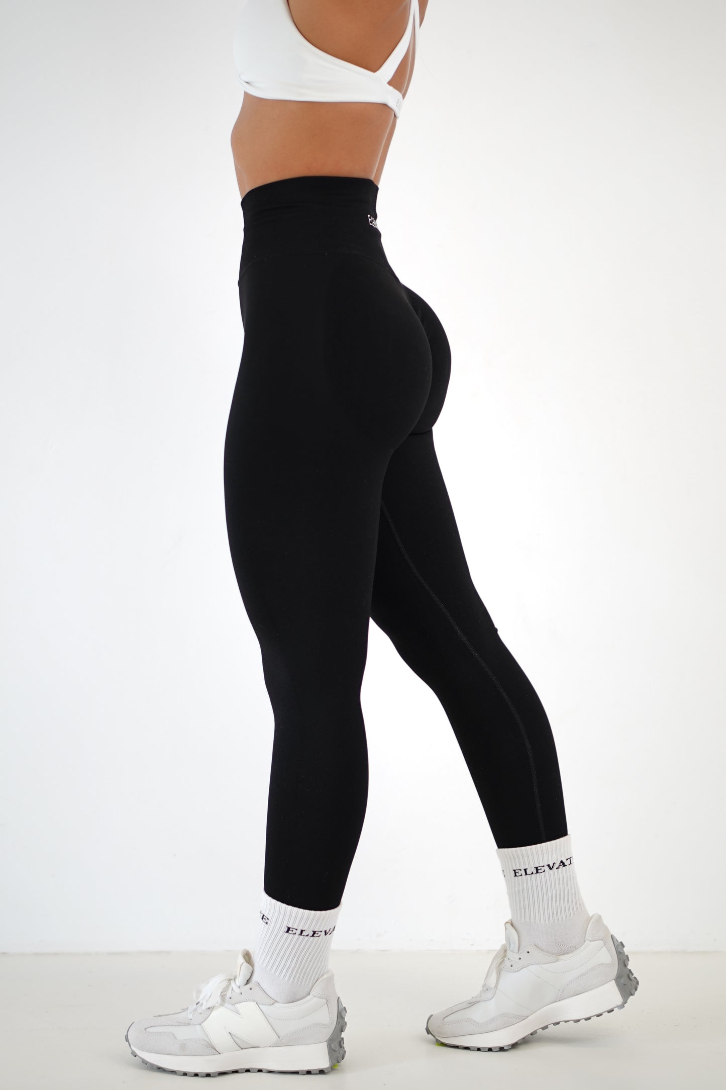 AMPLIFY SCRUNCH LEGGINGS- BLACK
