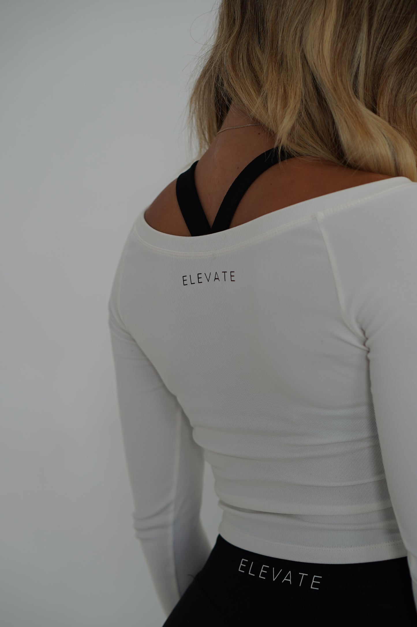 OFF THE SHOULDER LONG SLEEVE- WHITE
