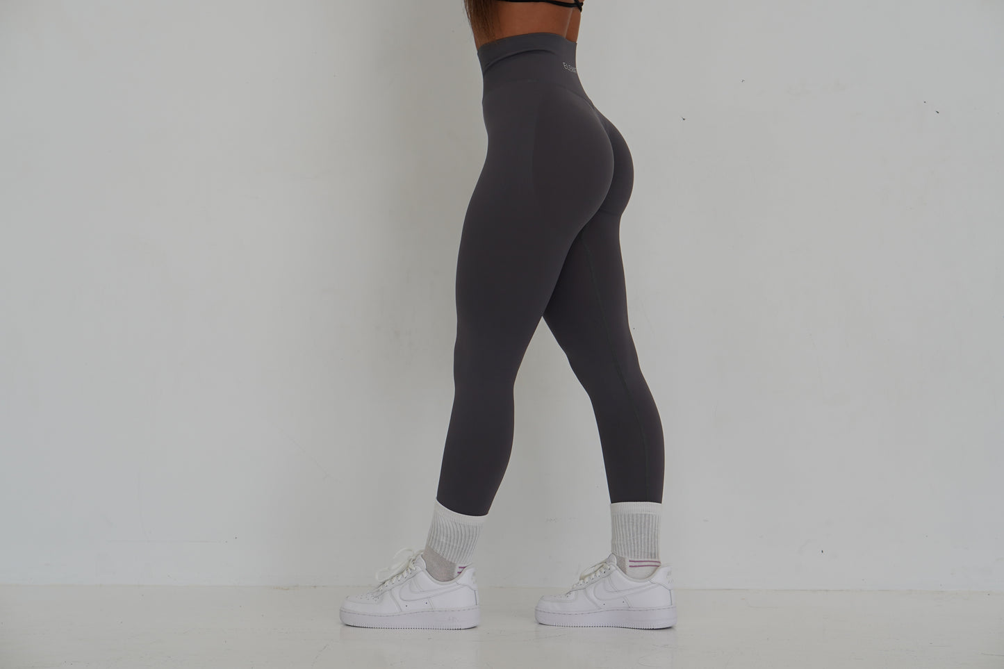 AMPLIFY SCRUNCH LEGGINGS- DARK GREY