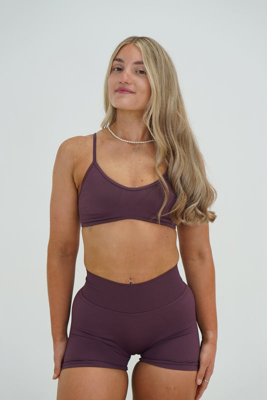 SIGNATURE CROP- PLUM