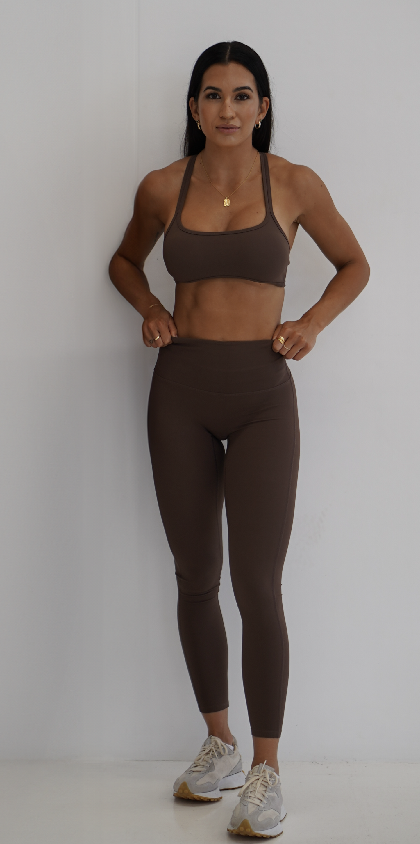 ESSENTIAL LEGGINGS- CHOCOLATE