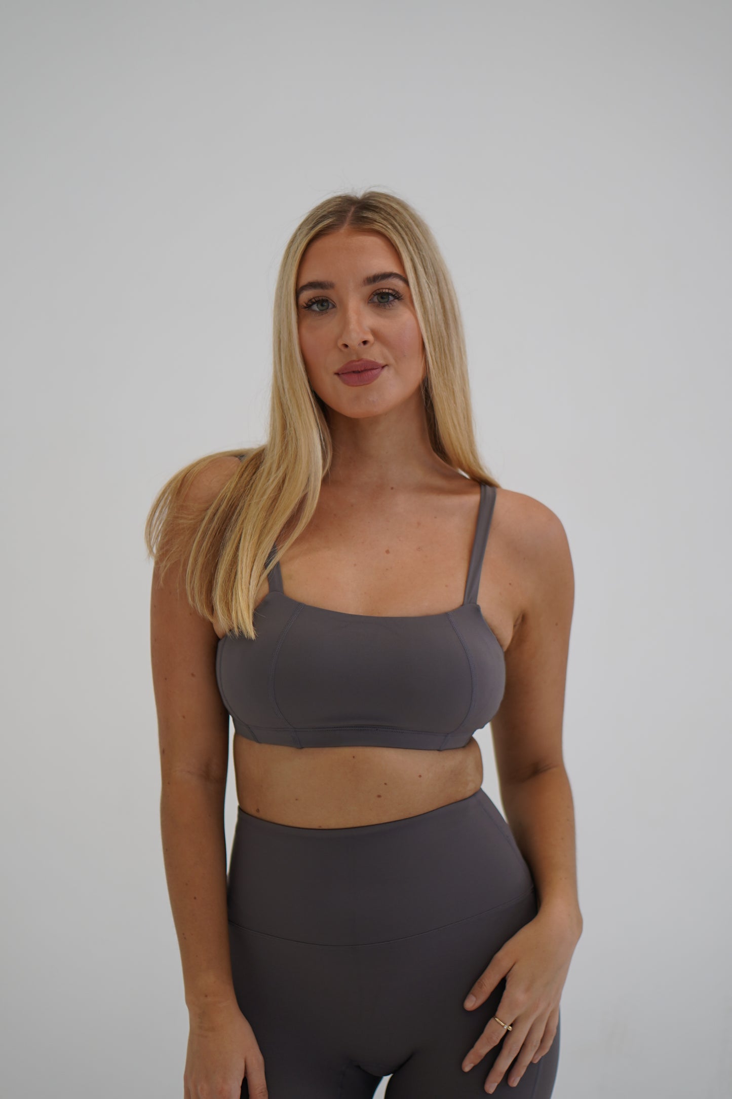 ESSENTIAL CROP- GREY